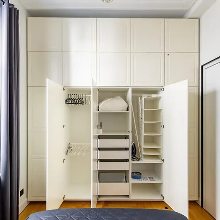 Fabulous In Center Apartment